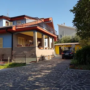 La Casa Degli Artisti E Del Coworking , Roma Italia